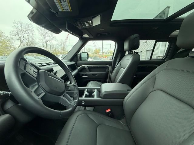 land rover defender 2026 SALE27EU2T2499504 image land rover defender 2026 SALE27EU2T2499504 image